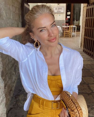 Burcu Esmersoy seksi ifşa fotoğrafı 13
