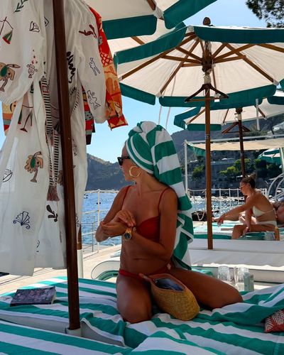 Burcu Esmersoy seksi ifşa fotoğrafı 369