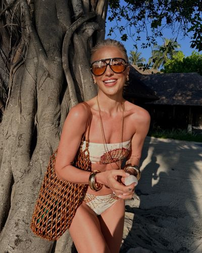 Burcu Esmersoy seksi ifşa fotoğrafı 382