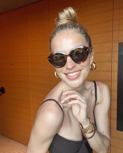 Burcu Esmersoy seksi ifşa fotoğrafı 74