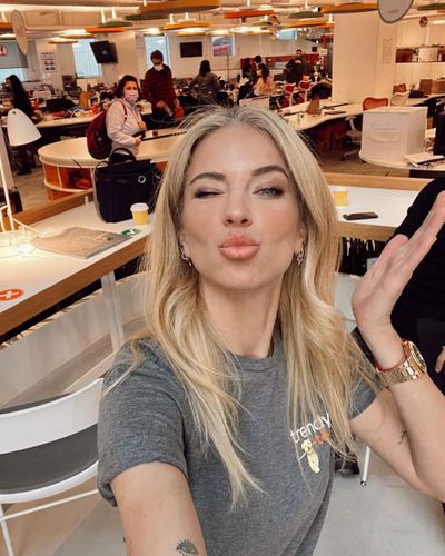 Burcu Esmersoy seksi ifşa fotoğrafı 98