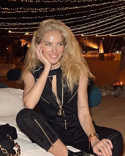 Burcu Esmersoy seksi ifşa fotoğrafı 99