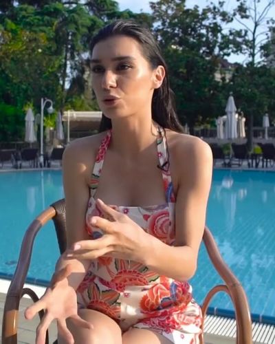 Burcu Kıratlı seksi ifşa fotoğrafı 130