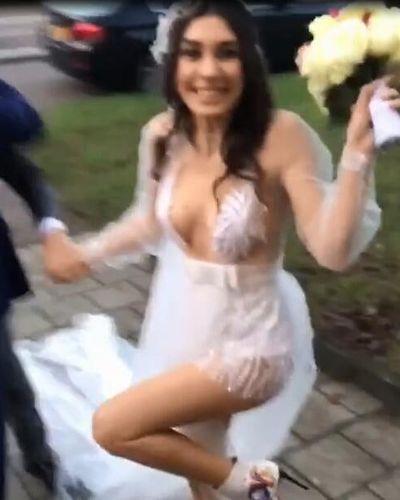 Burcu Kıratlı seksi ifşa fotoğrafı 146