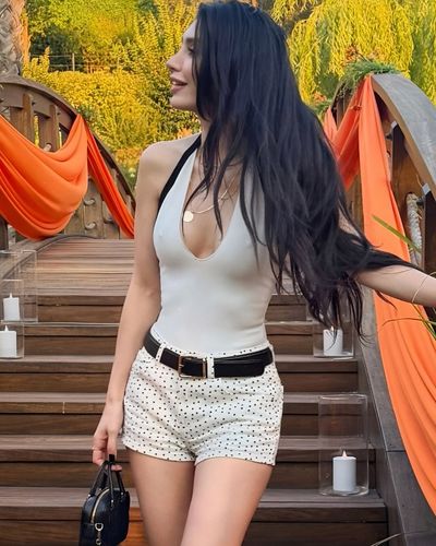 Burcu Kıratlı seksi ifşa fotoğrafı 214