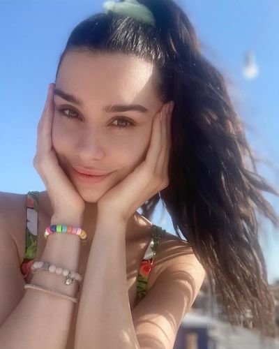 Burcu Kıratlı seksi ifşa fotoğrafı 77