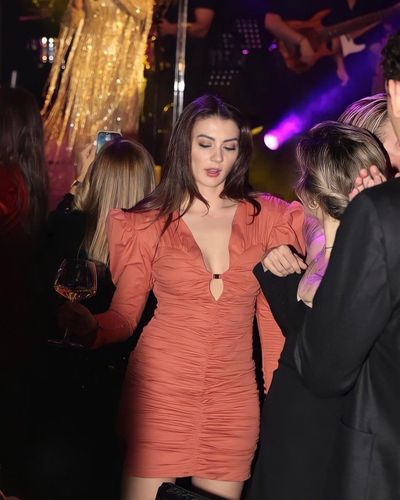 Burcu Özberk seksi ifşa fotoğrafı 92927