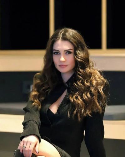 Burcu Özberk seksi ifşa fotoğrafı 92923