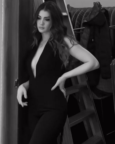 Burcu Özberk seksi ifşa fotoğrafı 92899
