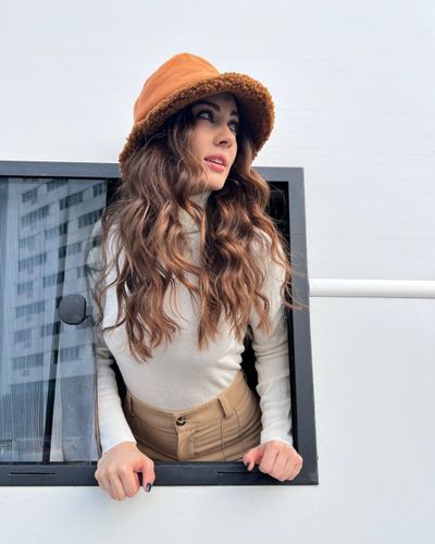 Burcu Özberk seksi ifşa fotoğrafı 92896