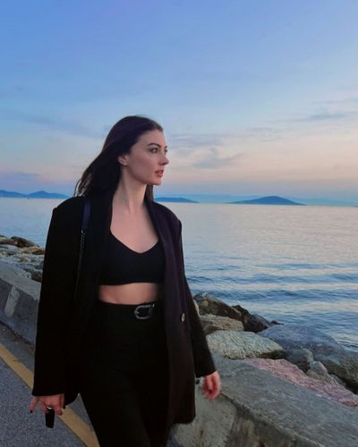Burcu Özberk seksi ifşa fotoğrafı 92894