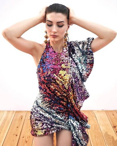 Burcu Özberk seksi ifşa fotoğrafı 92883