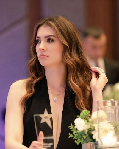 Burcu Özberk seksi ifşa fotoğrafı 92878