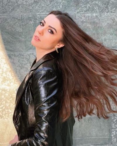 Burcu Özberk seksi ifşa fotoğrafı 92866