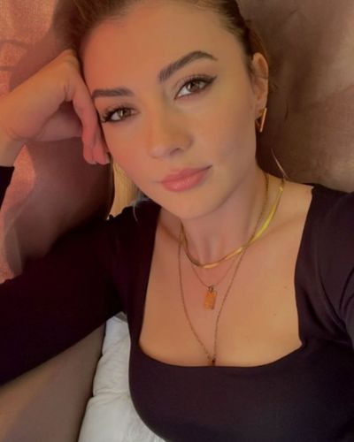 Burcu Özberk seksi ifşa fotoğrafı 92845