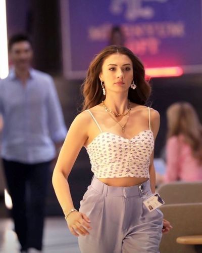 Burcu Özberk seksi ifşa fotoğrafı 92814