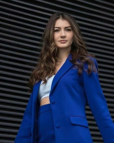 Burcu Özberk seksi ifşa fotoğrafı 92788