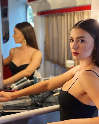 Burcu Özberk seksi ifşa fotoğrafı 92772