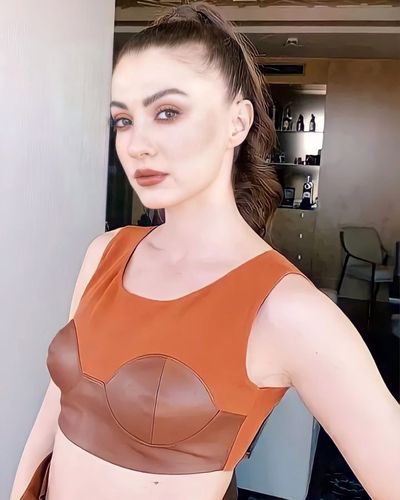 Burcu Özberk seksi ifşa fotoğrafı 92732