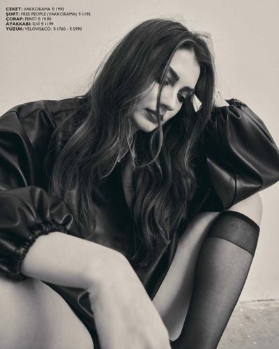 Burcu Özberk seksi ifşa fotoğrafı 92721