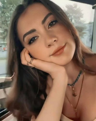 Burcu Özberk seksi ifşa fotoğrafı 92677