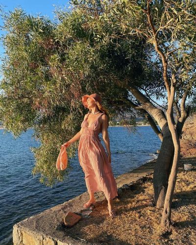 Burcu Özberk seksi ifşa fotoğrafı 92656