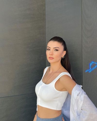 Burcu Özberk seksi ifşa fotoğrafı 92616