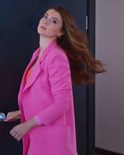 Burcu Özberk seksi ifşa fotoğrafı 92612