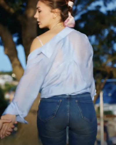 Burcu Özberk seksi ifşa fotoğrafı 92610