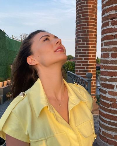 Burcu Özberk seksi ifşa fotoğrafı 92544