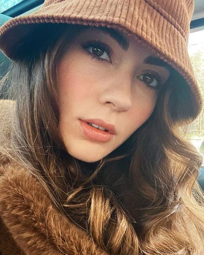 Burcu Özberk seksi ifşa fotoğrafı 92535