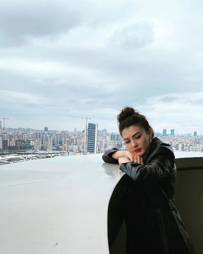 Burcu Özberk seksi ifşa fotoğrafı 92517
