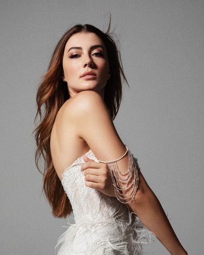 Burcu Özberk seksi ifşa fotoğrafı 92467