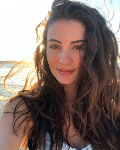 Burcu Özberk seksi ifşa fotoğrafı 92390