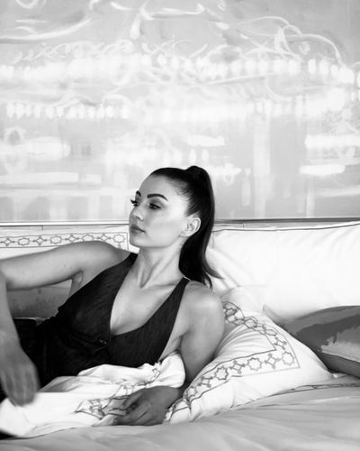 Burcu Özberk seksi ifşa fotoğrafı 92368