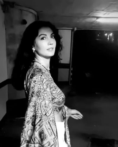 Burcu Özberk seksi ifşa fotoğrafı 1756