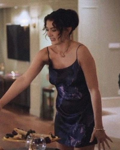 Burcu Özberk seksi ifşa fotoğrafı 1759