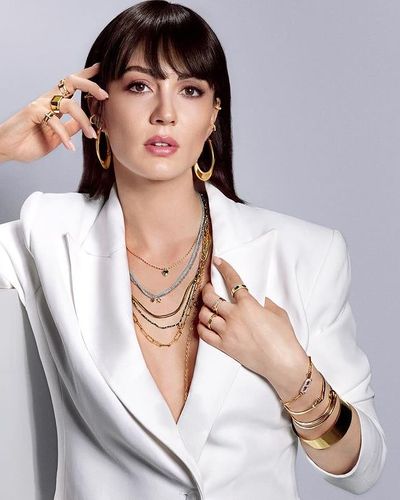 Burcu Özberk seksi ifşa fotoğrafı 1825