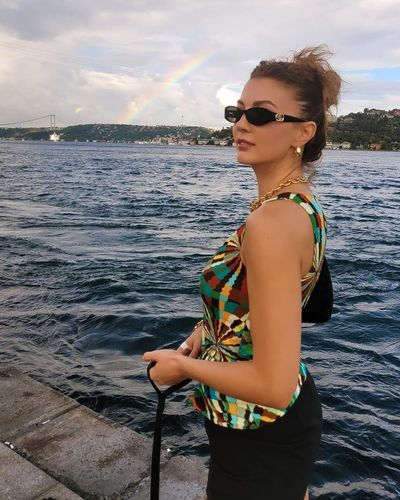 Burcu Özberk seksi ifşa fotoğrafı 10156