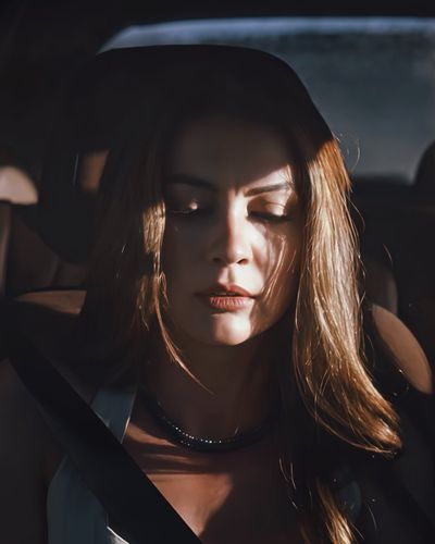 Burcu Özberk seksi ifşa fotoğrafı 1100