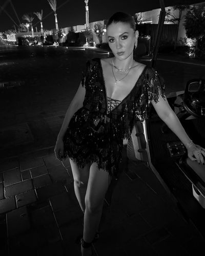 Burcu Özberk seksi ifşa fotoğrafı 900