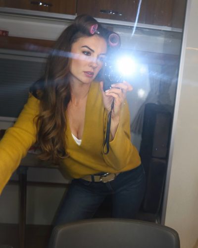 Burcu Özberk seksi ifşa fotoğrafı 764