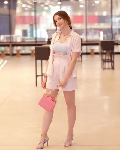 Burcu Özberk seksi ifşa fotoğrafı 93777