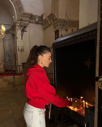 Burcu Özberk seksi ifşa fotoğrafı 93729