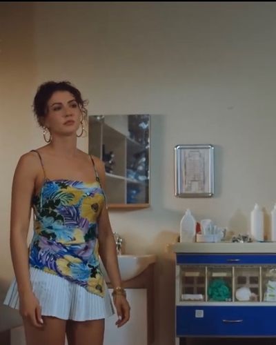 Burcu Özberk seksi ifşa fotoğrafı 93724