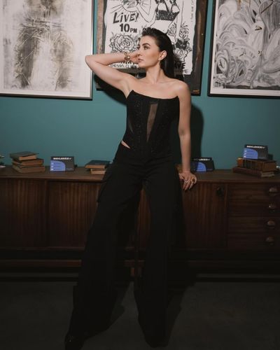 Burcu Özberk seksi ifşa fotoğrafı 93707
