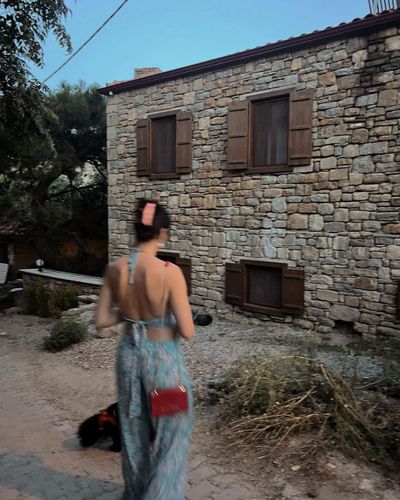 Burcu Özberk seksi ifşa fotoğrafı 93675