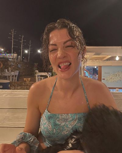 Burcu Özberk seksi ifşa fotoğrafı 93669