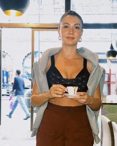 Burcu Özberk seksi ifşa fotoğrafı 93615