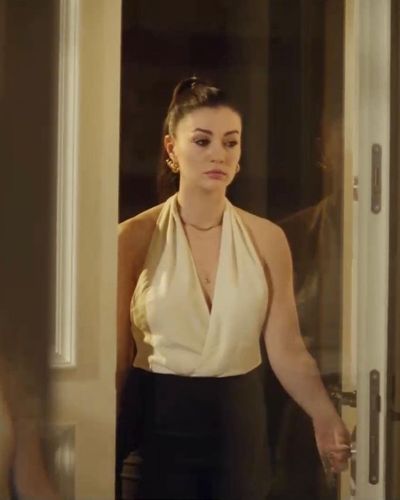 Burcu Özberk seksi ifşa fotoğrafı 93600